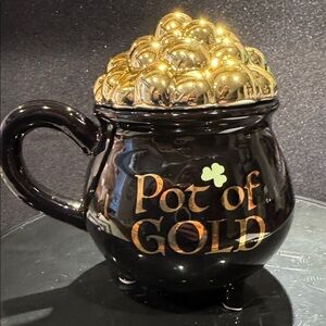 Black and Gold Pot of Gold Mug